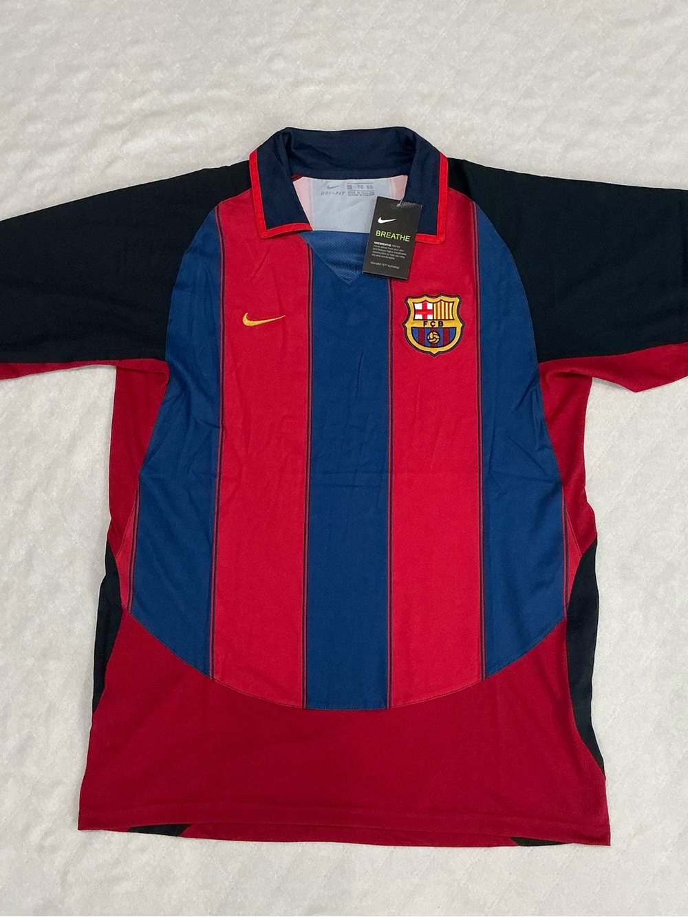 NWT FC Barcelona Messi #10 Retro Home Jersey - Nike size Extra Large - Picture 11 of 11